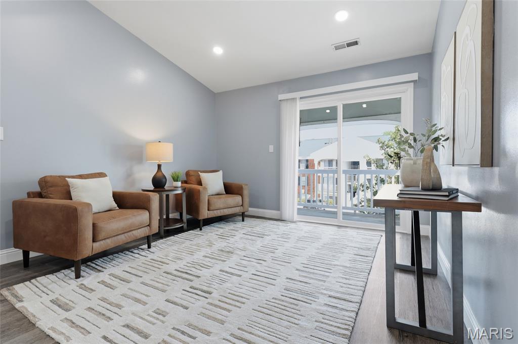 Victoria Crossing Two At The - Residential