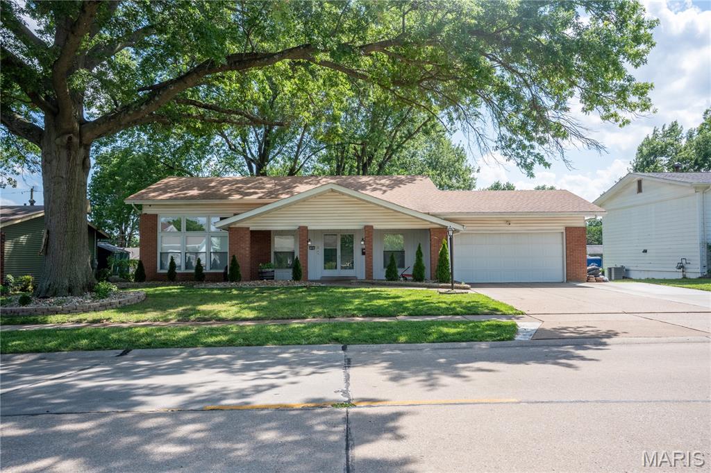 Coach Light Village 1 Amd - Residential