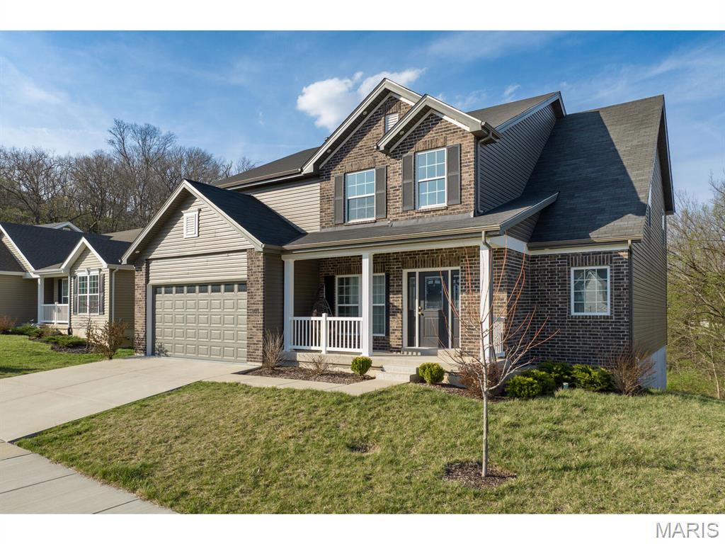 PRICE PARED WAY DOWN, SO THAT YOU CAN MOVE WAY UP!! Open Sunday, June 14, 1 to 3 pm on Flag Day, make it your special day or don't wait until Sunday, make an appointment today!  This open floor plan maximizes family quality time along with function and 2 story Great Room.  All of the rooms are humongous! The 2nd floor "BONUS" room is approximately 27 feet by 14 feet.  It is currently being used as the 5th bedroom, but offers so many possibilities--office(s), studio, crafts room, media room, music room, library, play room, guest room, etc.  How will you use it?  This home is located on a very quiet cul-de-sac in Fox Creek Subdivision that is close to everything.  If you have or expect to have a large family or many visitors, this is the home for you.  Come see for yourself.  The sellers are looking for an eager buyer, a quick closing.  This wonderful home goes on and on and on and.....Almost 3,500 square feet of living space not including a full unfinished basement with a walk-out and full bath rough in.