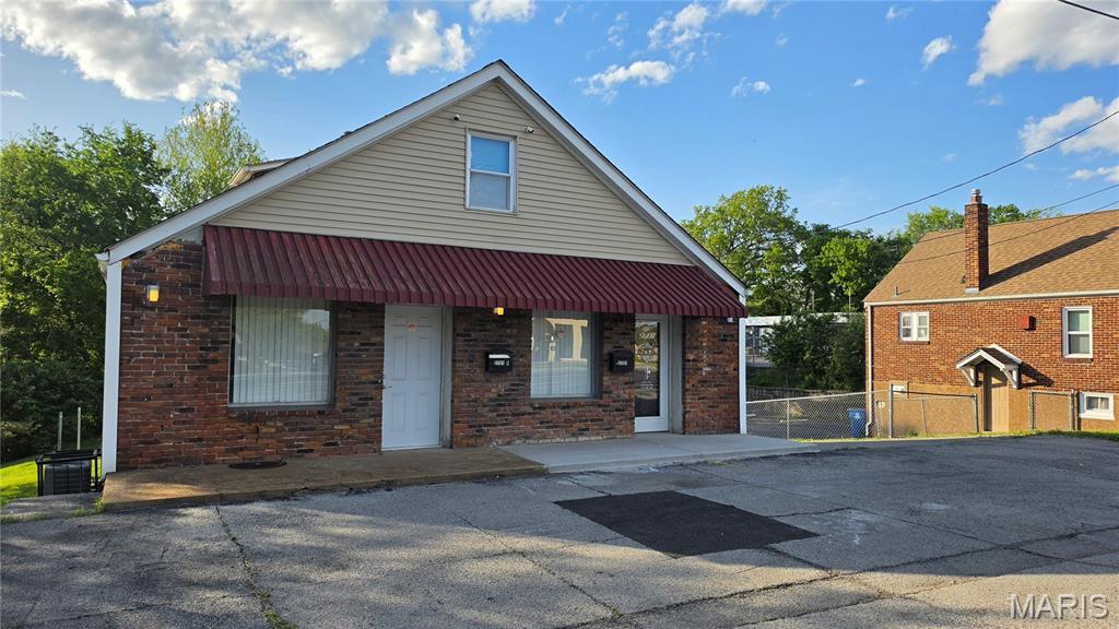 Carondelet Commons - Commercial Sale