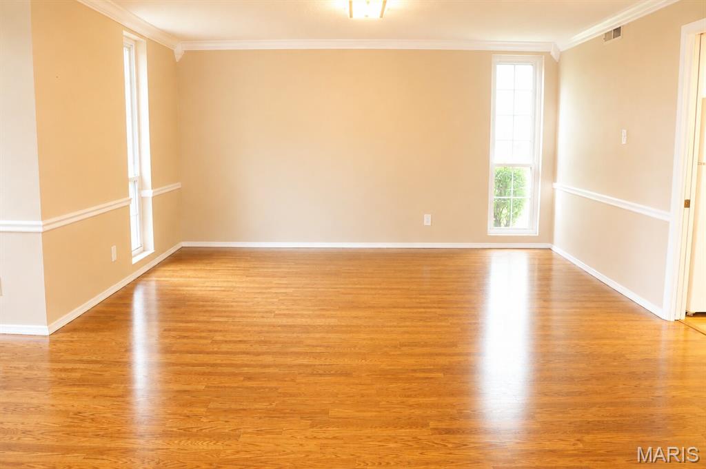 Cambridge Courts Condo - Residential