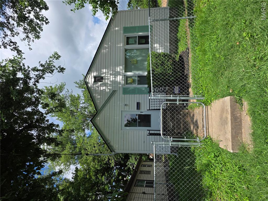 **Charming Corner-Lot Bungalow – Fully Renovated!**

This beautifully renovated 2-bedroom, 1-bath bungalow sits on a desirable corner lot and offers 960 square feet of move-in-ready living. Completely updated from top to bottom, this home has never been tenant-occupied since renovation—giving you a true fresh start. The unfinished basement is completely dry, offering great potential for storage or future finishing. Outside, a massive backyard awaits—perfect for big-breed dogs, a children's swing set, or whatever you imagine. An investor's dream and ideal portfolio starter, or a perfect first home. All the heavy work is done. Schedule your showing today! This property is being sold in its current condition.