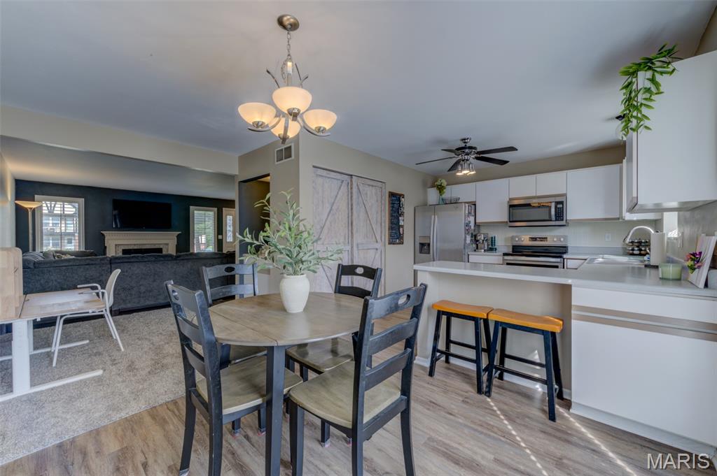 Sherman Meadows Twnhms - Residential