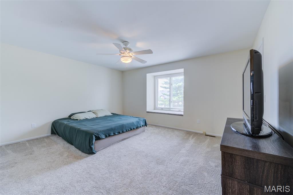 Sherman Meadows Twnhms - Residential