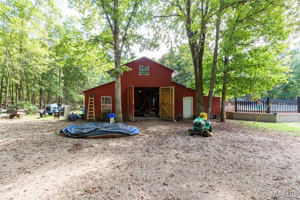 n/a - Commercial Sale
