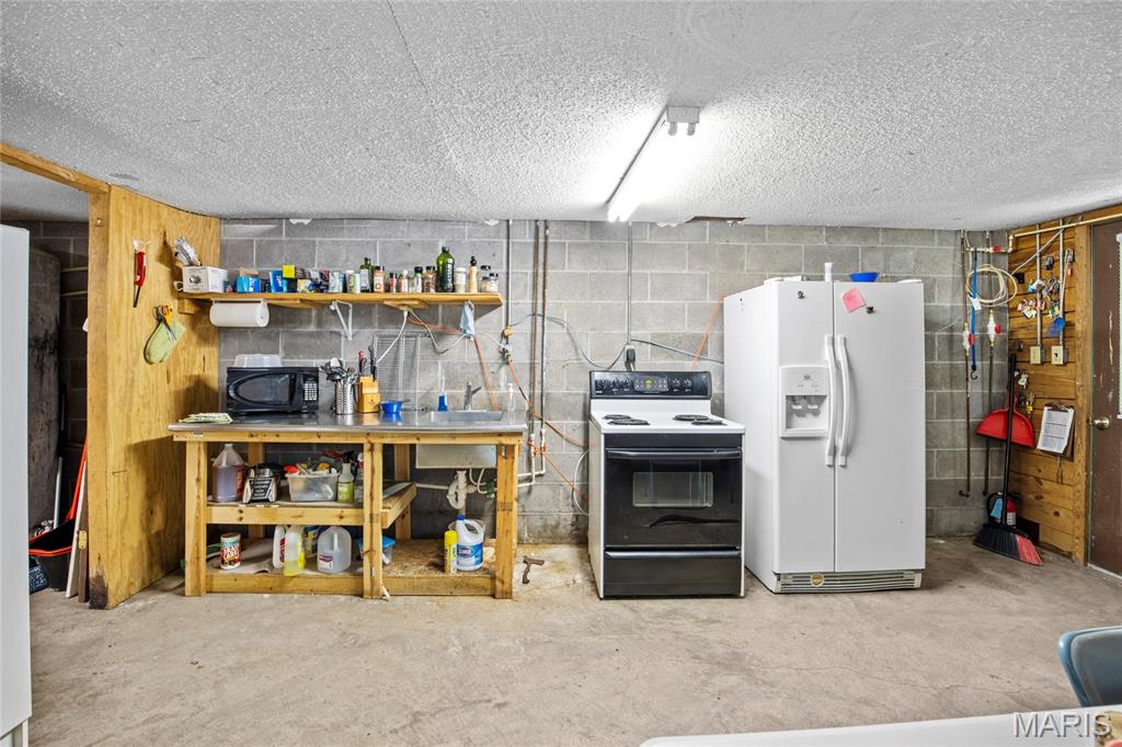 n/a - Commercial Sale