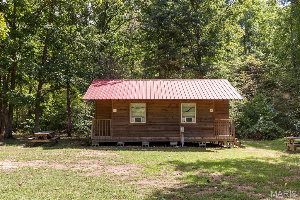 n/a - Commercial Sale