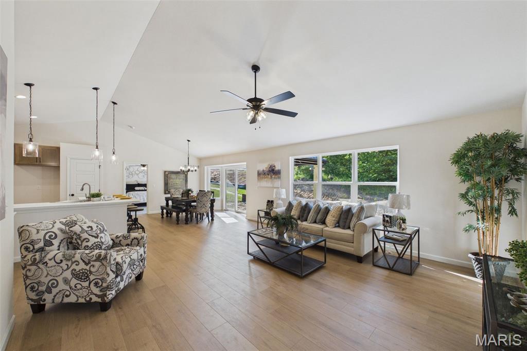 Twin Pines - Residential
