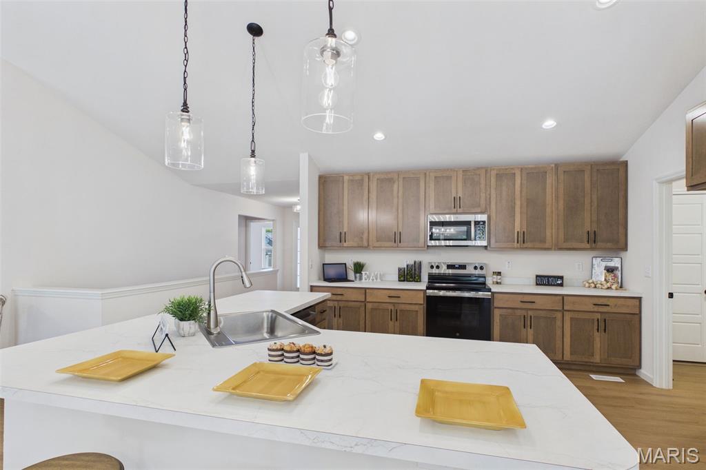 Twin Pines - Residential