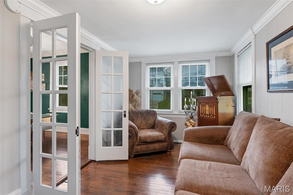 Woodlawn Manor - Residential