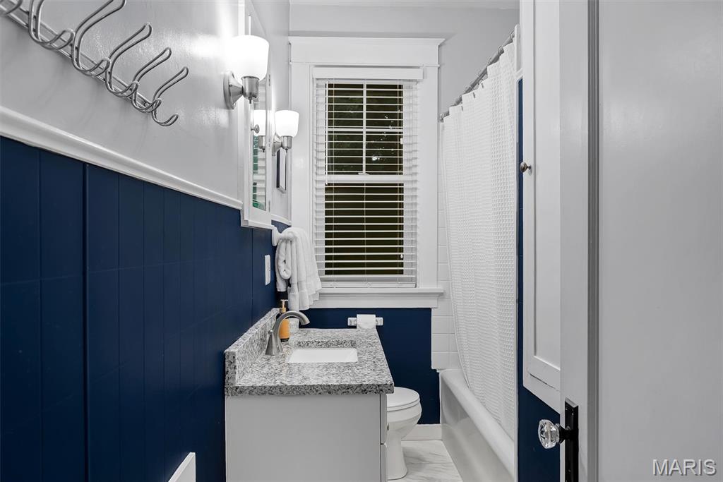 Woodlawn Manor - Residential