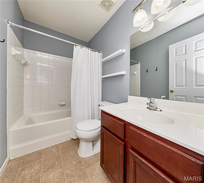 Greenbriar Condo - Residential
