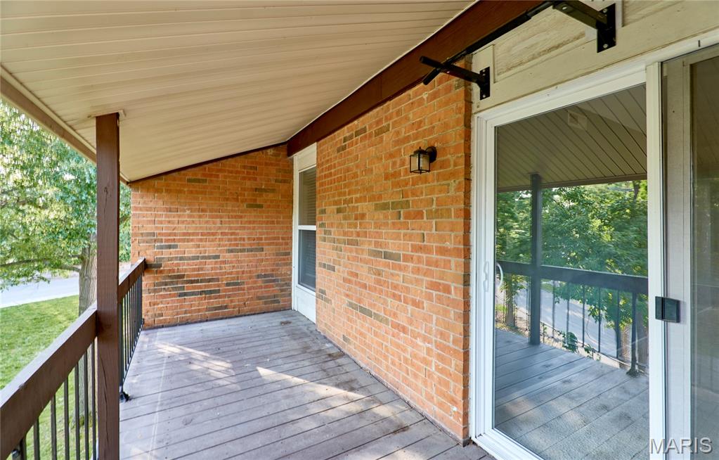 Greenbriar Condo - Residential