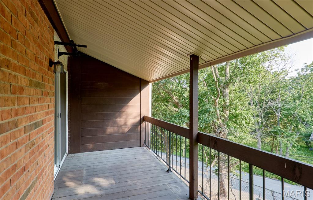 Greenbriar Condo - Residential