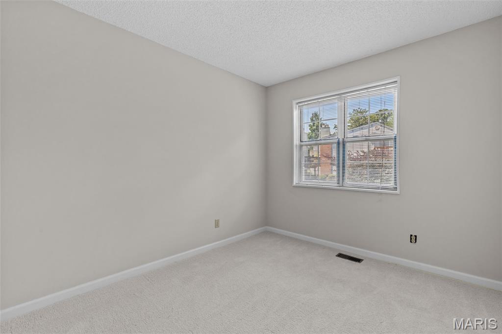 Brentwood Forest Condo Ph Six T - Residential