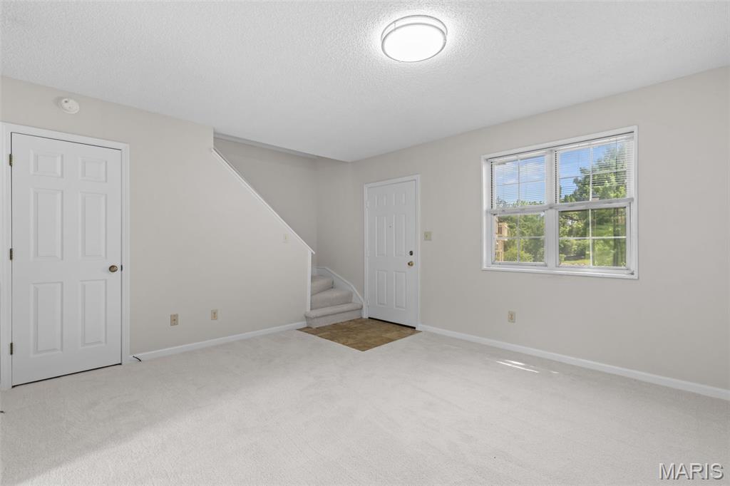 Brentwood Forest Condo Ph Six T - Residential