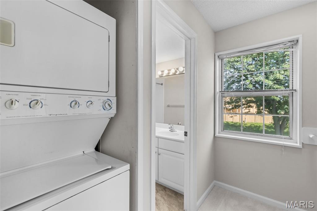 Brentwood Forest Condo Ph Six T - Residential