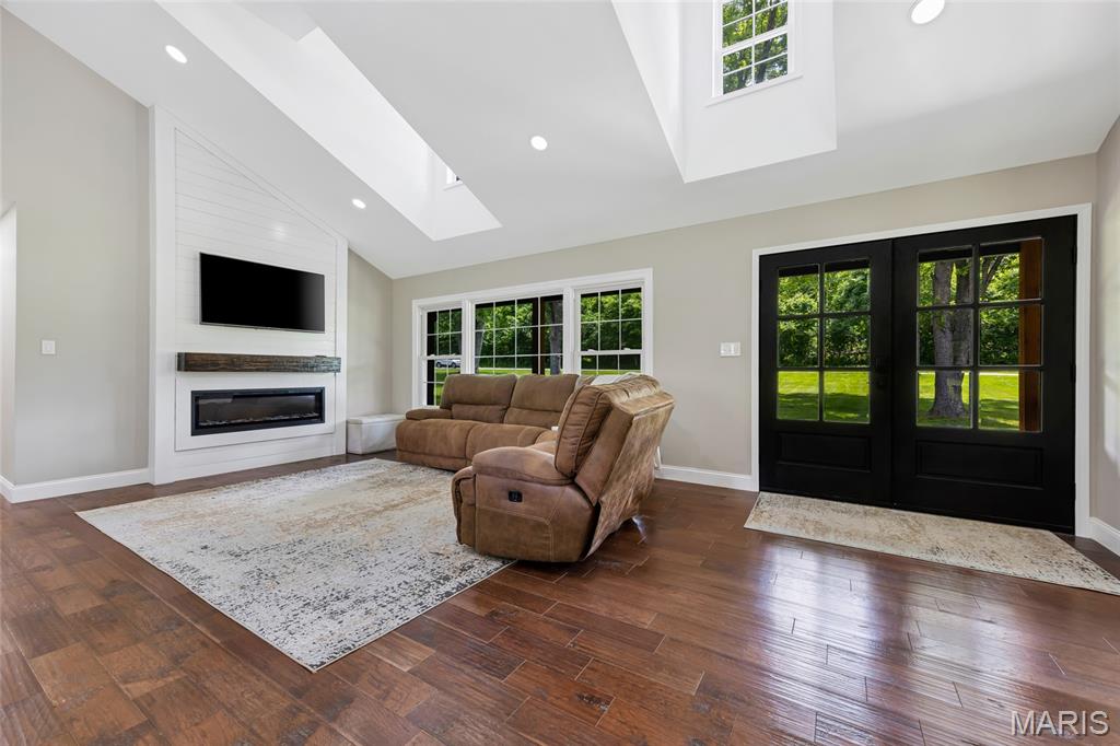 Fox Creek Valley 2 - Residential