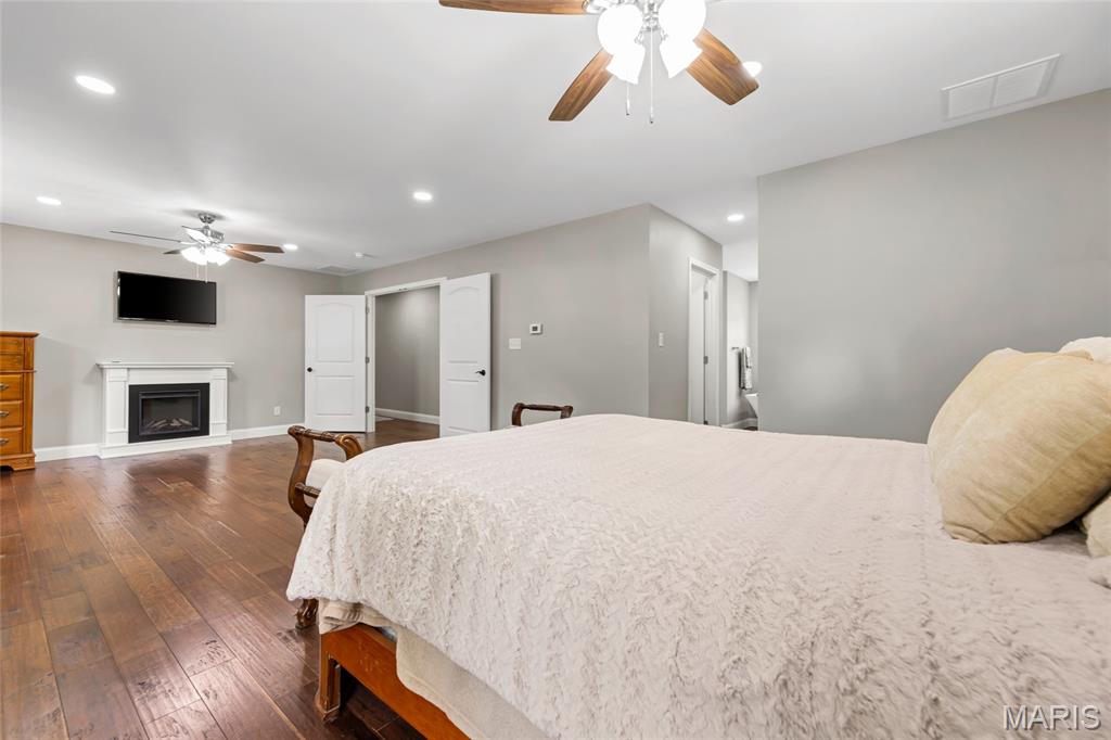 Fox Creek Valley 2 - Residential
