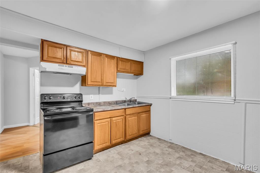 Castle Point Unit 2 - Residential Income