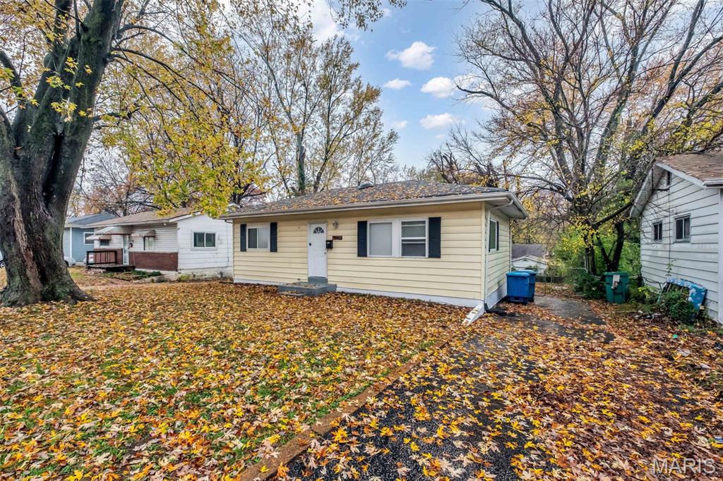 Castle Point Unit 2 - Residential Income