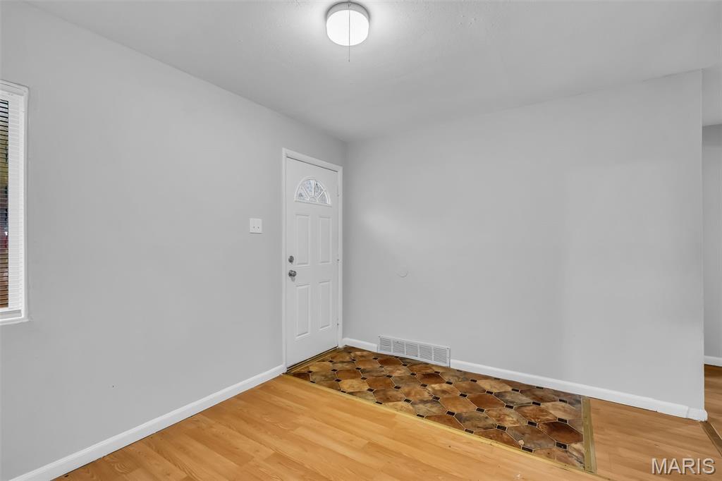 Castle Point Unit 2 - Residential Income