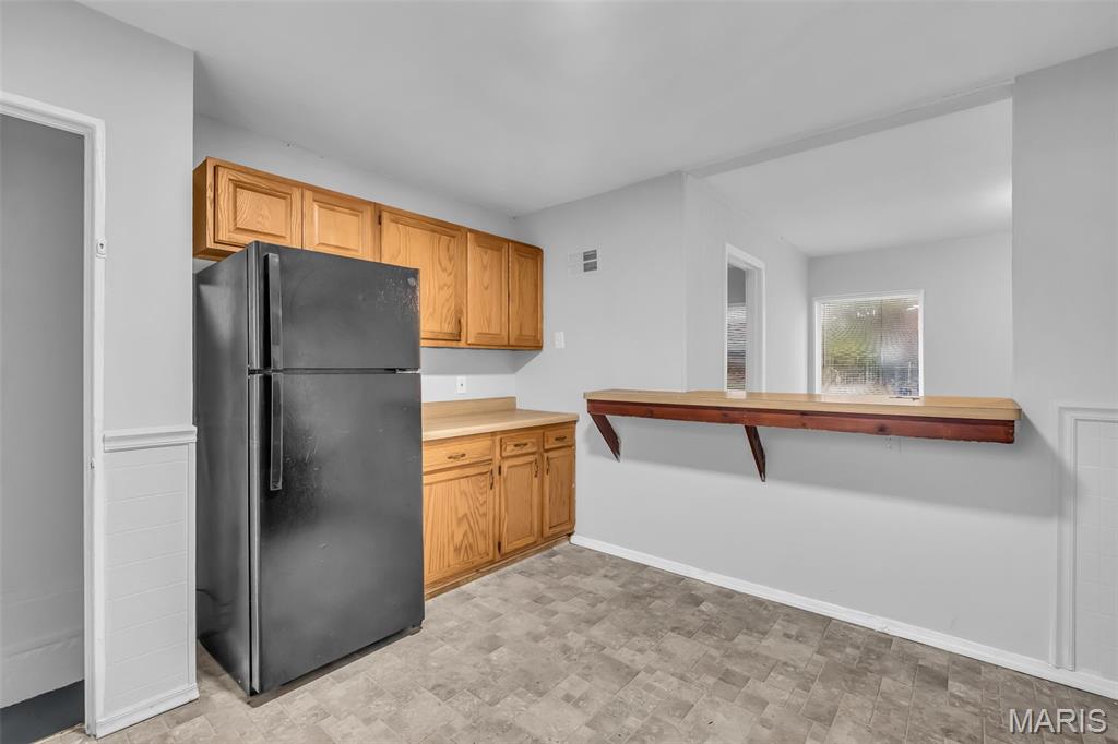 Castle Point Unit 2 - Residential Income