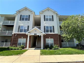 3rd floor & 9 Ft vaulted ceilings, arch openings, hardwood entry & guest closet breakfast bar area. Neutral Paint color, covered deck, storage. Chefs Delight kitchen includes a center island breakfast bar, 42-inch maple cabinets, Bronze ceiling, and track & pendant lighting. Stainless smooth top range, dishwasher & microwave, separate dining room, full-size in-unit laundry room. All electric, 2 bed 2 bath 2 walk-in closets, guest closet, oval tub in master bath, generous square footage, careful attention to detail. Amenities w/Clubhouse, Gym, & Social Area. Carport Included! Pets are Negotiable with deposit and monthly fee. Tenant responsible for electric utility. Application required: 600+ credit score, income at 3x the rent, no history of evictions/ unpaid landlord debts.