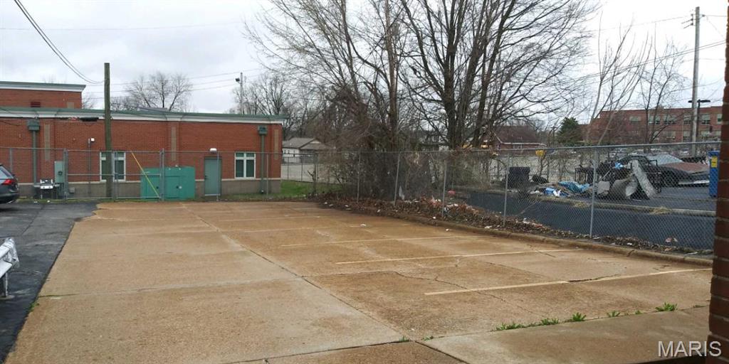 Brannon Tr - Commercial Lease