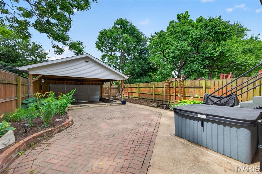 Nicholsons Add 01 - Residential