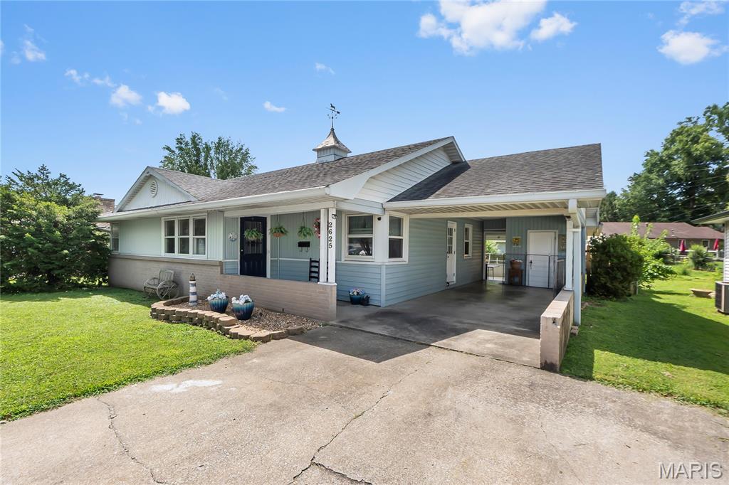 This one offers a little something extra.
This well-maintained three-bedroom home has been lovingly cared for and is ready for its next
chapter. The main level features a spacious living room, a separate dining room just off the
kitchen, and a comfortable layout that makes everyday living feel easy.
The full basement gives you even more room to spread out, with a generous family room, a
versatile bonus room, and a convenient half bath. Whether you need space for guests, a home
office, hobbies, or simply a second living area, there are plenty of ways to make it your own.
Outside, the large covered patio overlooks a fully fenced backyard—perfect for relaxing, grilling,
pets, or enjoying time with the people you love.
What truly makes this property unique is its C-1 zoning, which opens the door to both
residential and commercial possibilities. It could continue to be a wonderful home, but it could
also work beautifully as an office, boutique business, live/work space, or investment
opportunity.
With a convenient location, great visibility, and so many possibilities, this is more than just a
well-cared-for home. It is an opportunity to create something that fits exactly what you need.