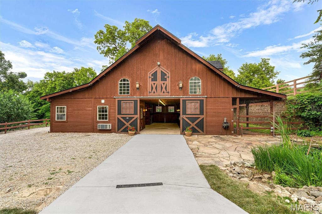 Arrowhead West - Residential