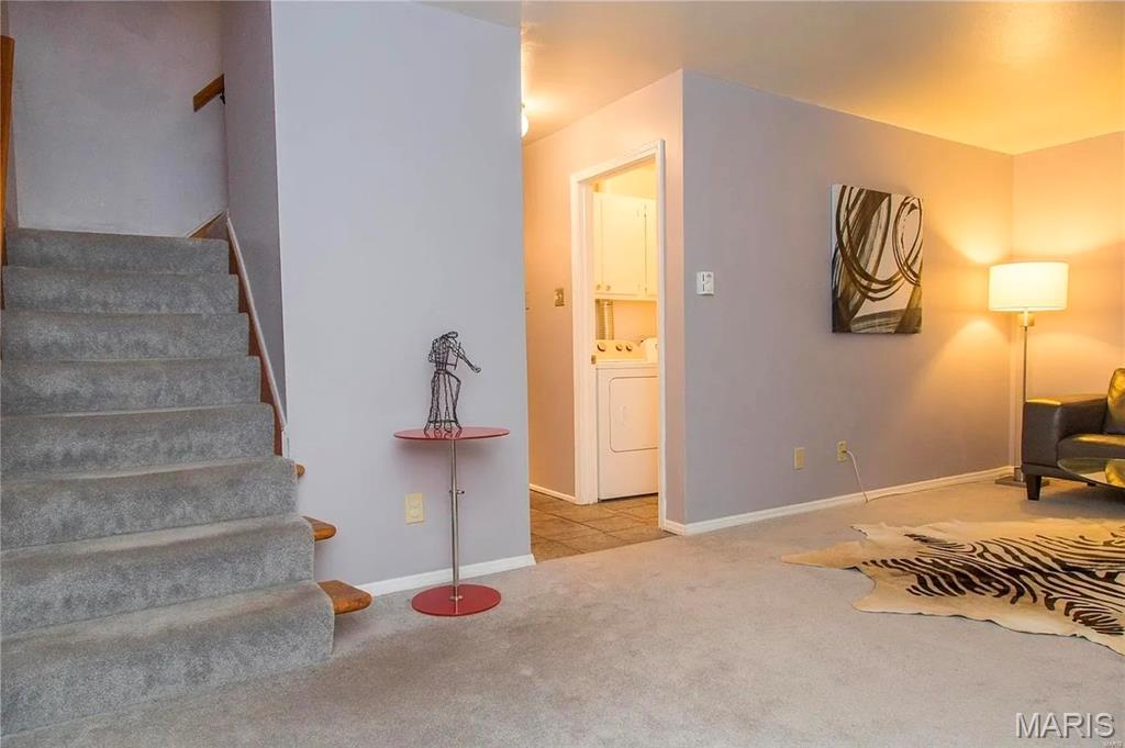 Hazelcrest Condo - Residential