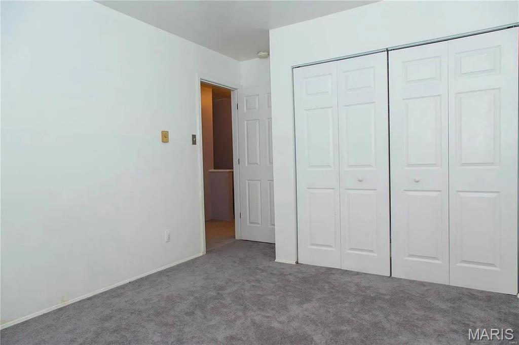 Hazelcrest Condo - Residential