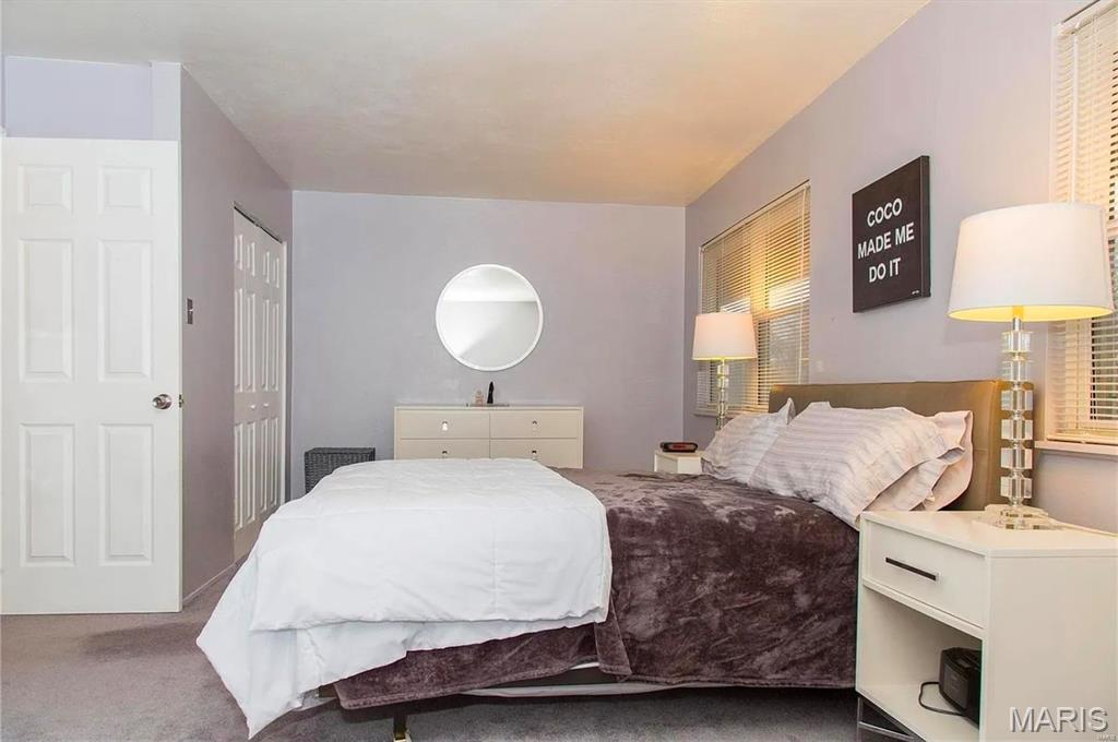 Hazelcrest Condo - Residential