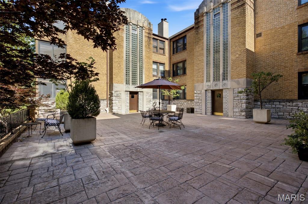 Byron Place Condo - Residential