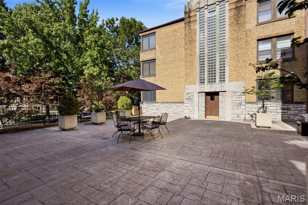 Byron Place Condo - Residential
