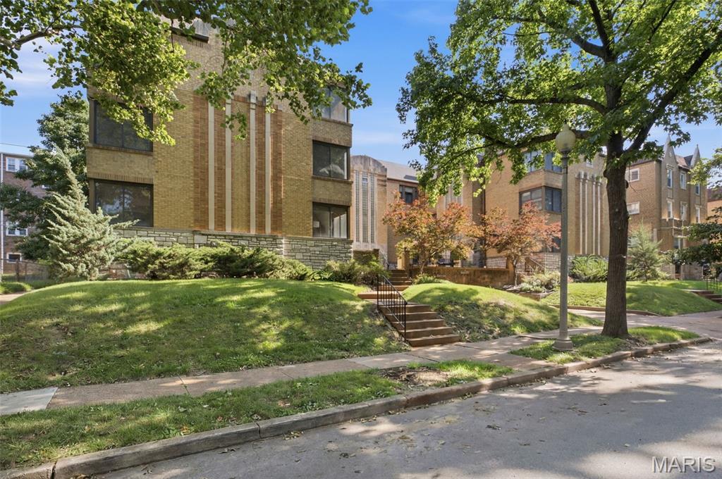 Byron Place Condo - Residential