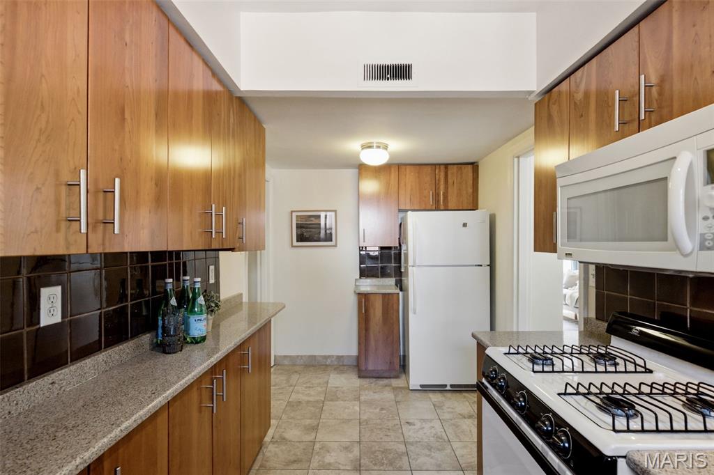 Byron Place Condo - Residential