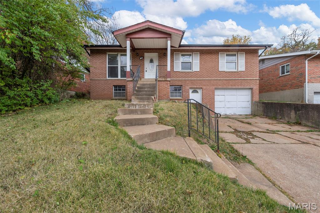 Full Brick 3 bed, 1.5 bath home with partially finished basement.  This is a Must See Home with updated kitchen, bathrooms, and hardwood floors.  The kitchen has Oak Cabinets with wall oven, gas cooktop, pantry, and plenty of storage.  Both Bathrooms have updated vanities & ceramic tile.  Newer 6-panel doors are present and home is recently painted.  The basement is partially finished and is ready for your creative finishing touches.  The backyard is very private with fencing and a patio area for outside enjoyment.  Buyers agent MUST BE PRESENT FOR ALL SHOWINGS.  Do not Trespass.