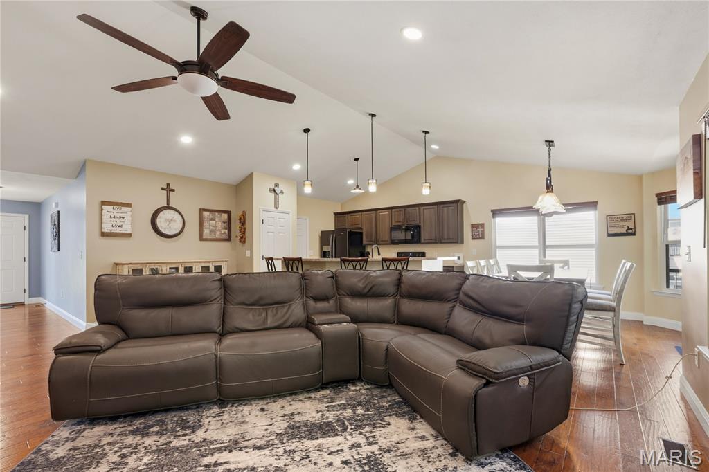 Bailey Station Place 05 - Residential