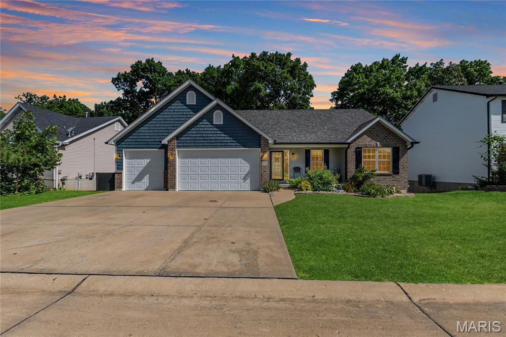 Welcome to this beautiful 4-bedroom, 3-bathroom home in the highly sought-after Bailey Station neighborhood! Built just 9 years ago, this spacious home offers over 1,500 square feet of thoughtfully designed living space on the main level, featuring vaulted ceilings, an open floor plan, and an abundance of natural light.
The well-appointed kitchen is perfect for everyday living and entertaining. Walkout to the deck overlooking scenic Joachim Creek—a peaceful setting to enjoy your morning coffee or unwind at the end of the day.
The finished walkout lower level adds approximately 1,100 square feet of additional living space, complete with a large family room, fourth bedroom, two walk-in closets, a full bathroom, and a spacious storage room. Step outside to the patio, creating the perfect space for entertaining family and friends or simply enjoying the beautiful scenery.
An oversized 3-car garage provides ample room for vehicles, tools, and extra storage. Combining modern construction, generous living space, and a picturesque setting, this home offers everything you've been looking for in one exceptional package. Don't miss your opportunity to call this Bailey Station beauty home!
