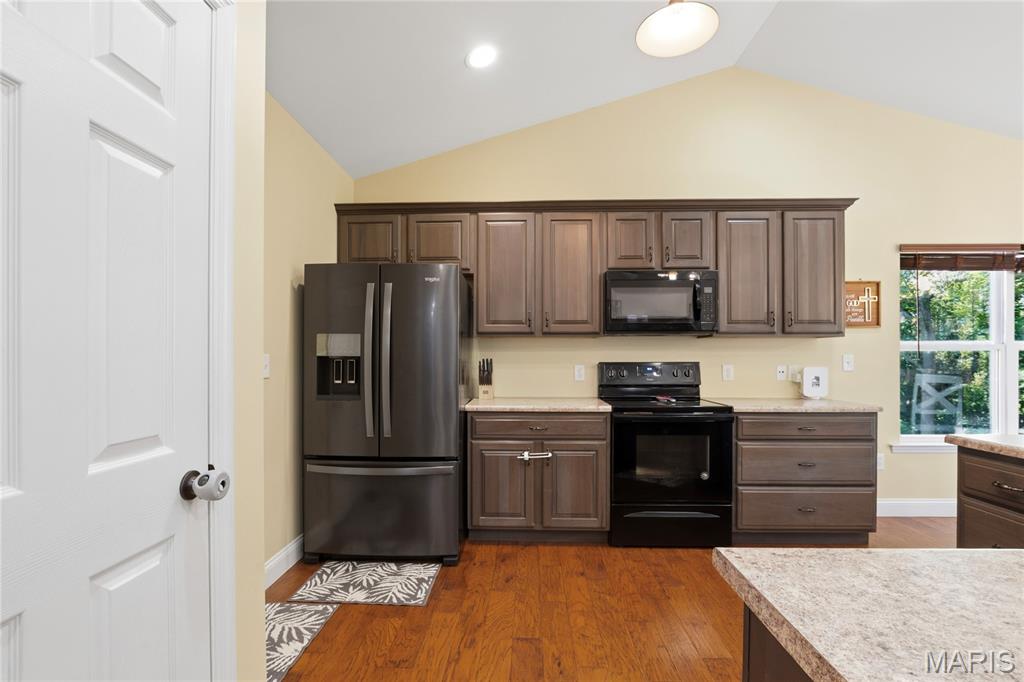 Bailey Station Place 05 - Residential