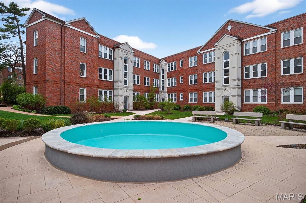 Fountain View - Residential
