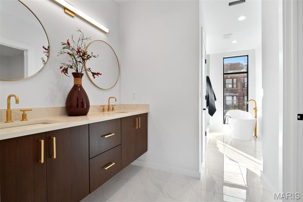 Artizen on West Pine - Residential