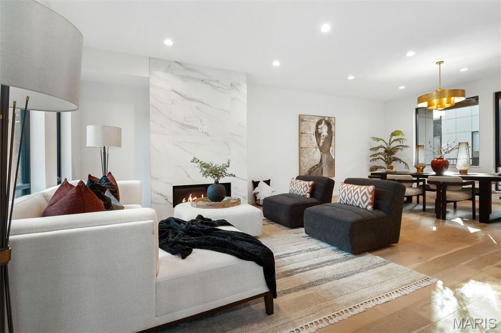 Artizen on West Pine - Residential