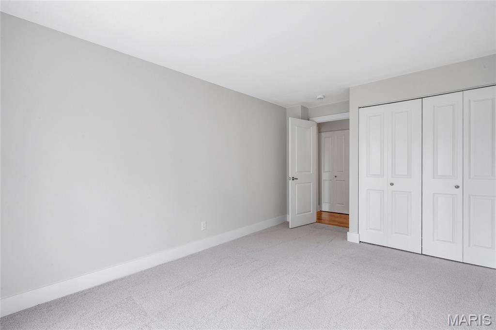Pershing Ave Condo - Residential