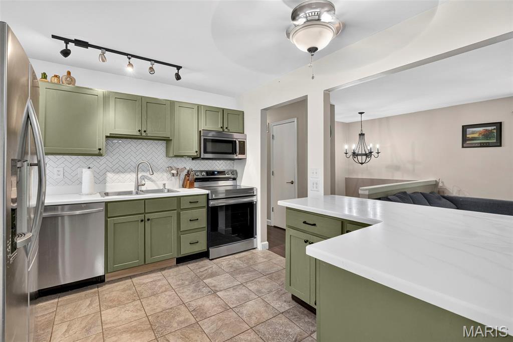 Lexington Square #6 Resub - Residential