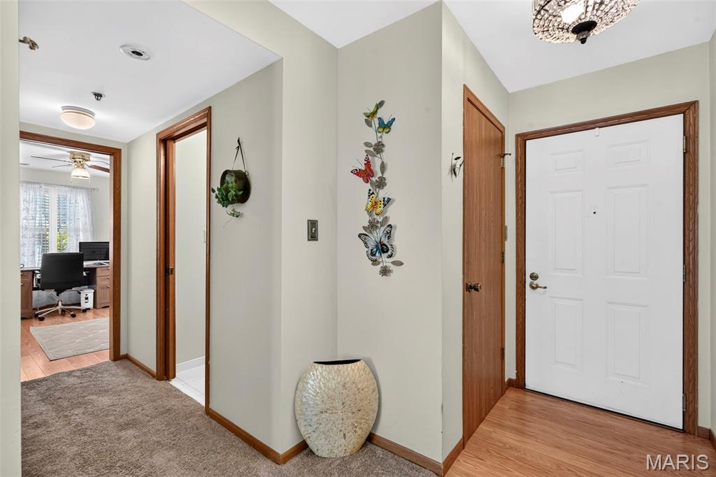 Victoria Crossing Easement 20 At - Residential