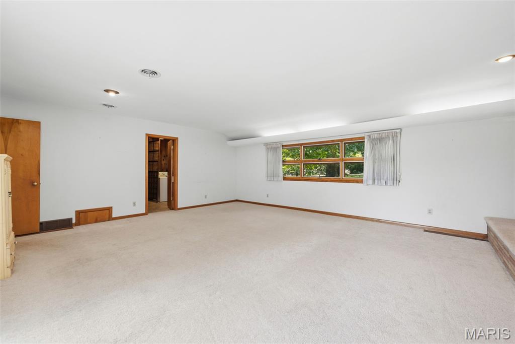 Calverton Park - Residential
